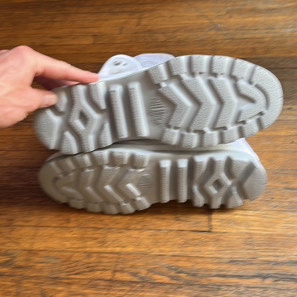Palladium white baggy boots with grey lining - Picture 5 of 8